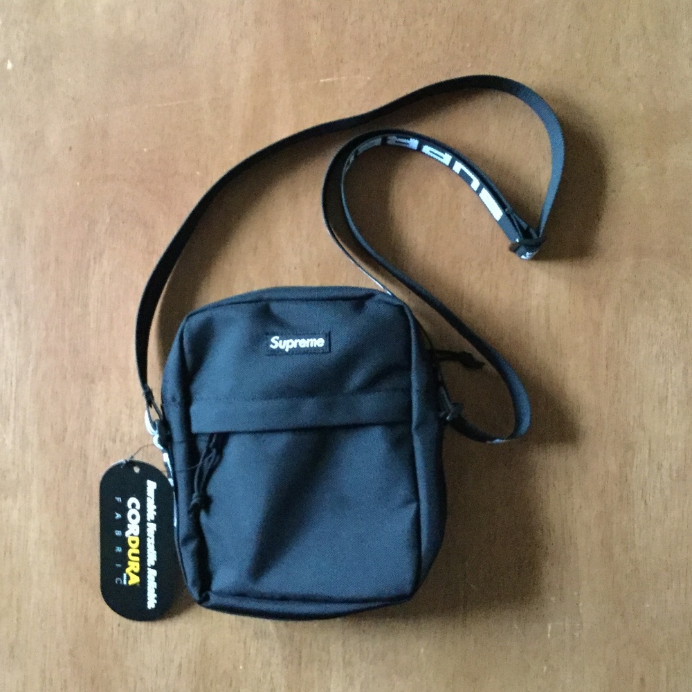 Supreme Shoulder Bag SS18 / Black
